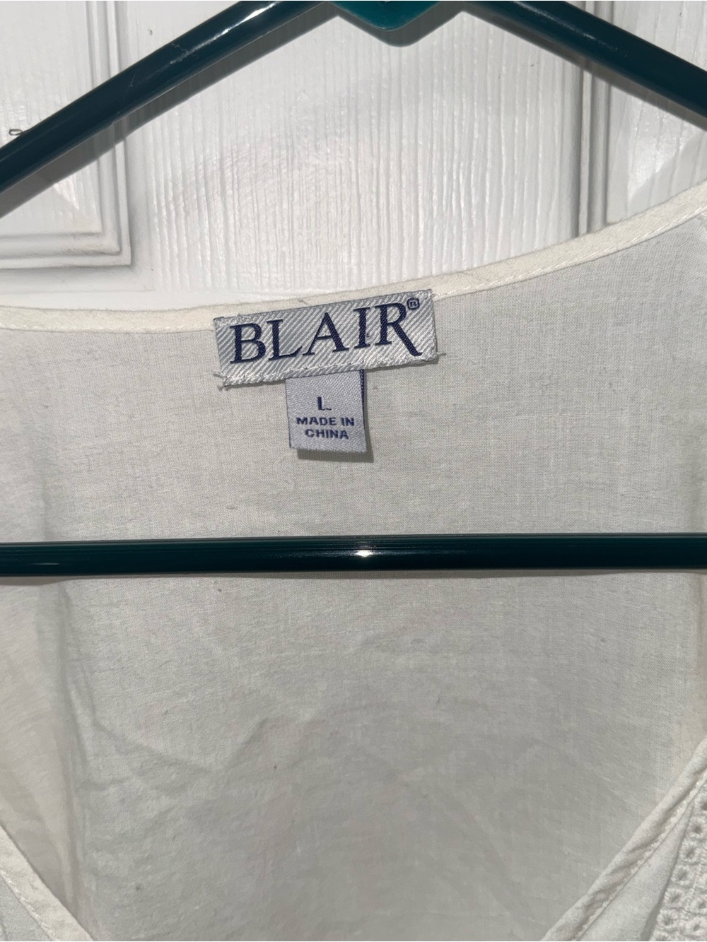 Blair White Lace Button-Front Blouse - Picture 4 of 6